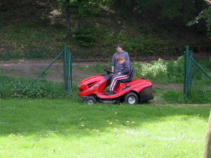 Archivbild: Schulbesuch 2004, Bild 01